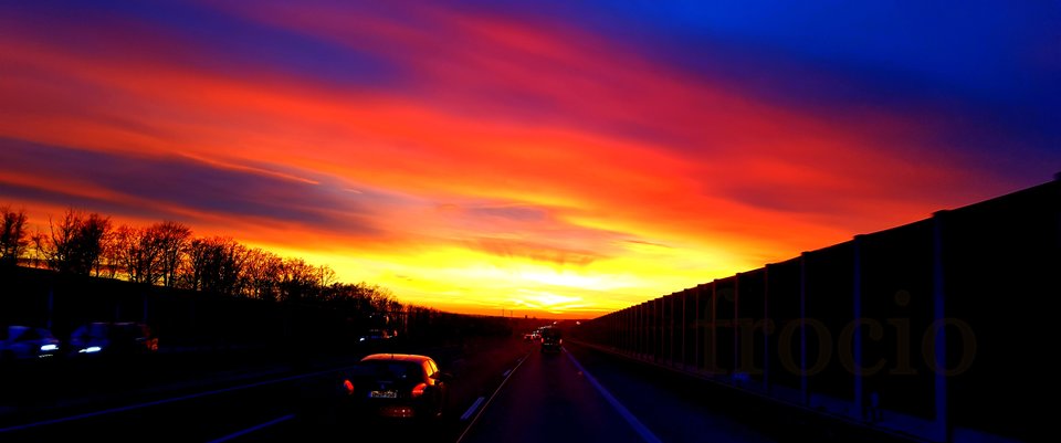 Kolorowy zachód Słońca. - frocio