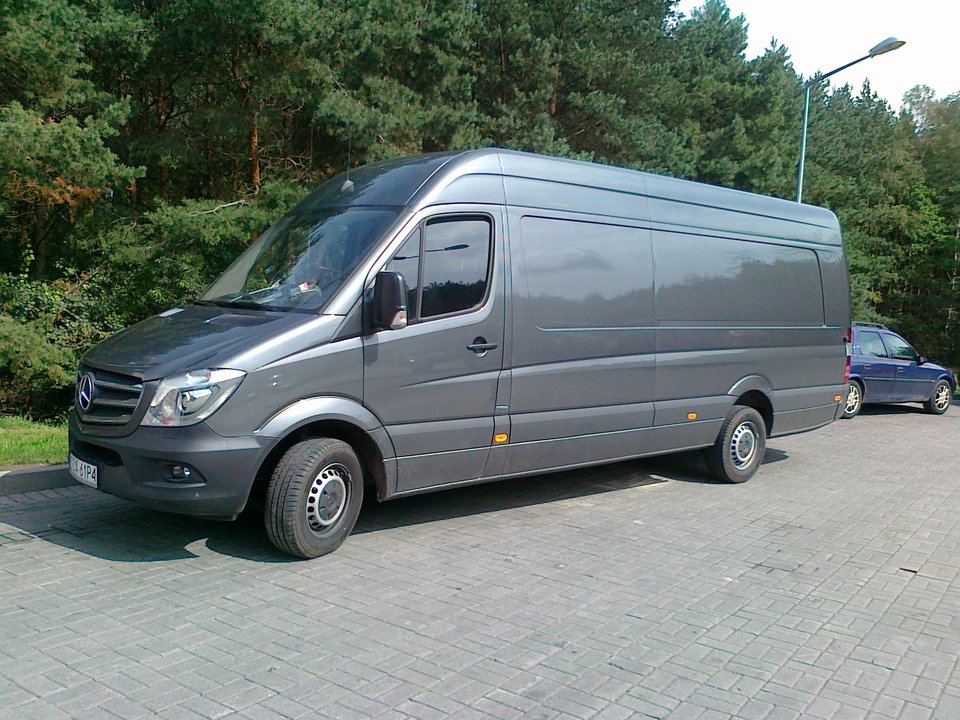 049.jpg - Ponury48bis