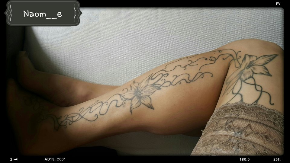 Bo se muszę okładkę ustawić  znów 😆 - Naom__e