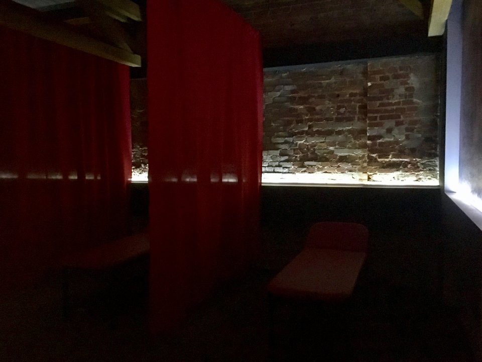 Powoli kończymy poziom 2 - łóżka masażu  - PriveClub