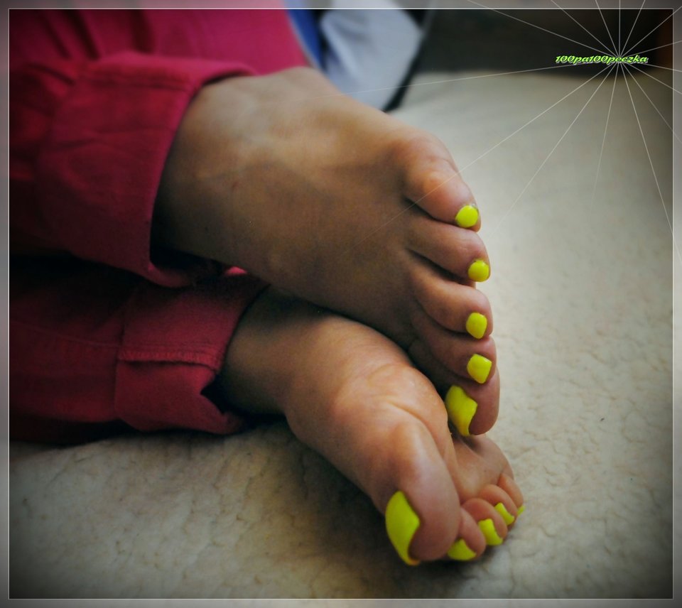 Neon Yellow #40 - 100pa100peczka