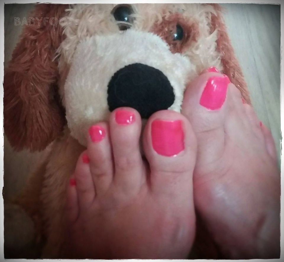 Pink Nails - Babyfoot