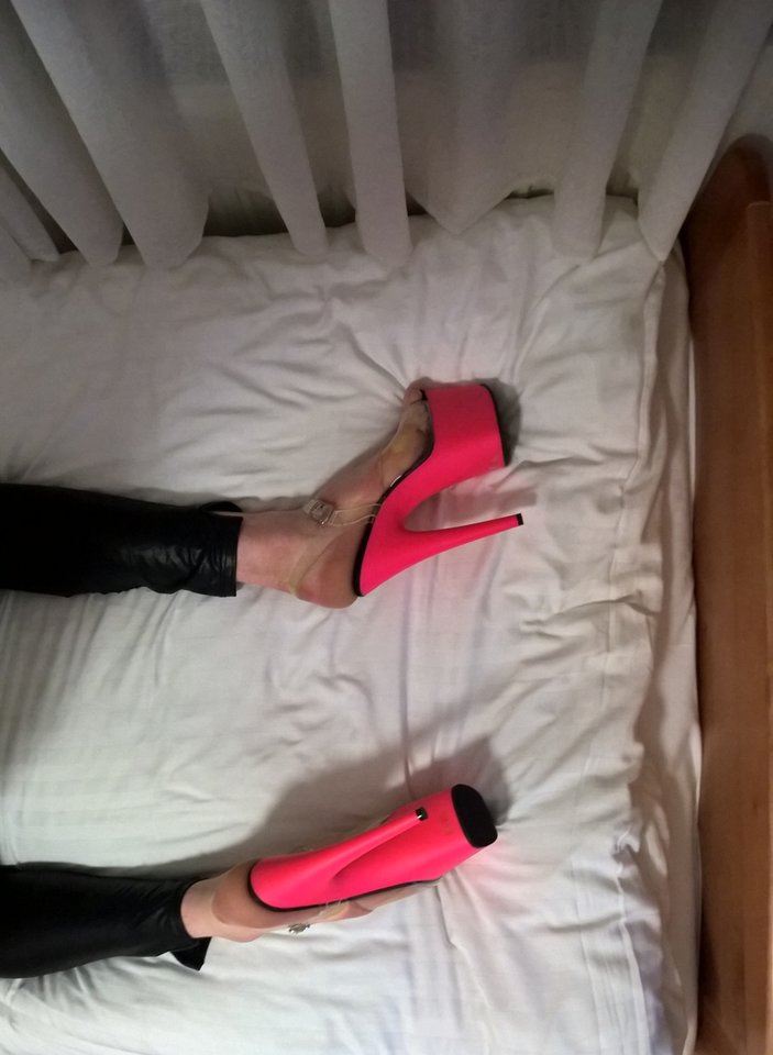 WP_20170314_20_32_31_Pro__highres.jpg - piczkaHighHeel