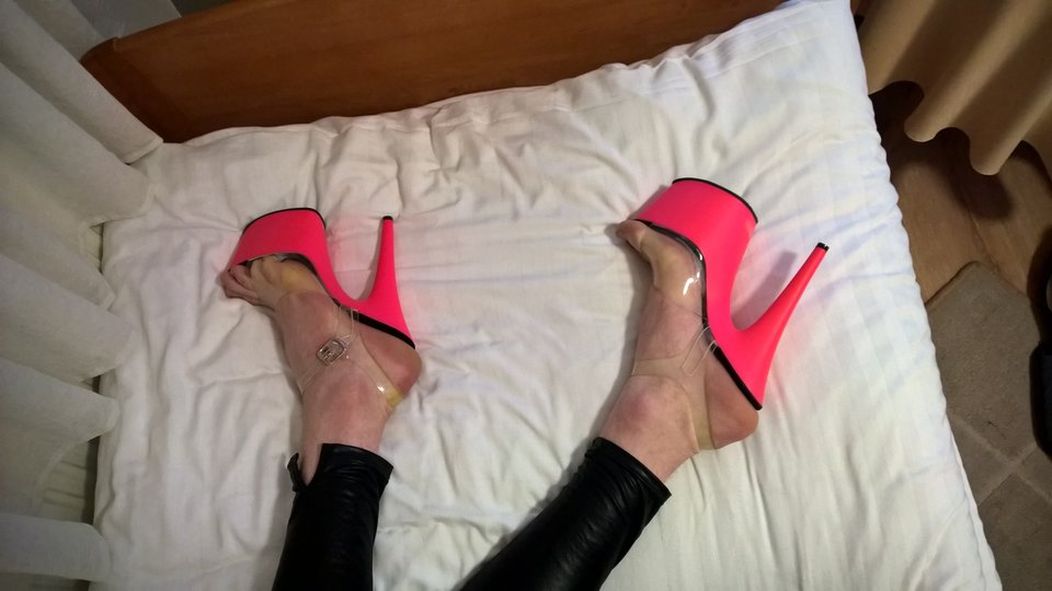 WP_20170314_20_33_37_Pro__highres.jpg - piczkaHighHeel