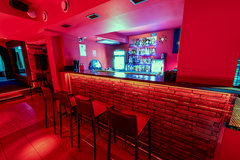 bar zaprasza na drinka