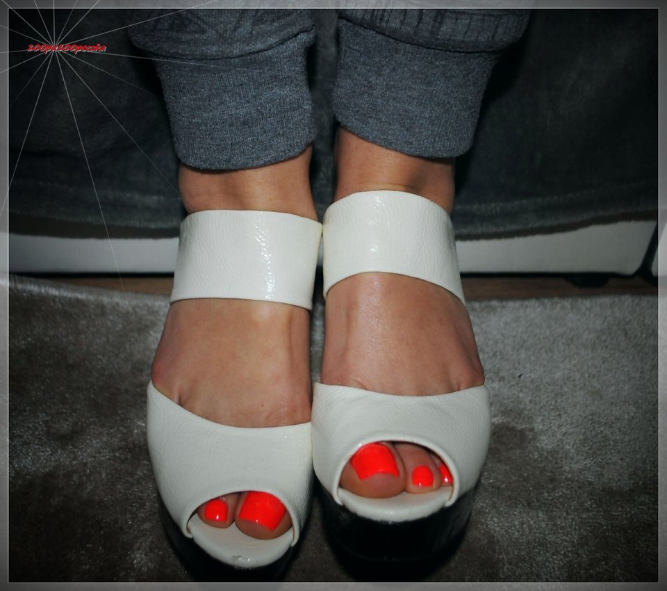 Białe Klapki II #43 - 100pa100peczka