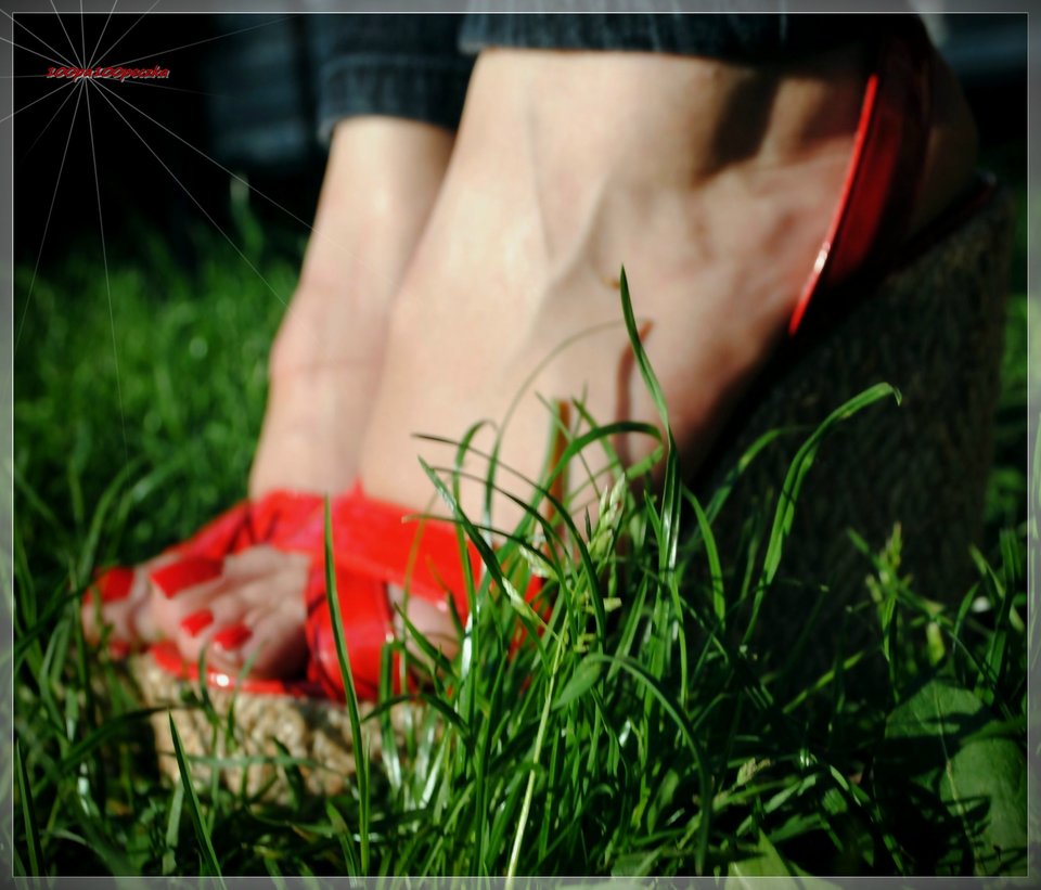 Czerwone Koturny  82 - 100pa100peczka