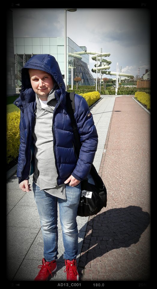 Studio_20170501_075305.jpg - sexyboyy83