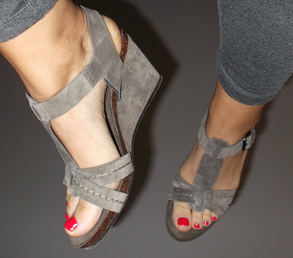 feet3.JPG - laskarka