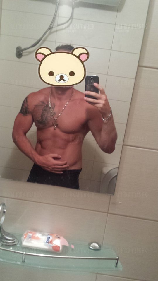 PicsArt_05-29-10.09.00.jpg - AlinkaiMarek