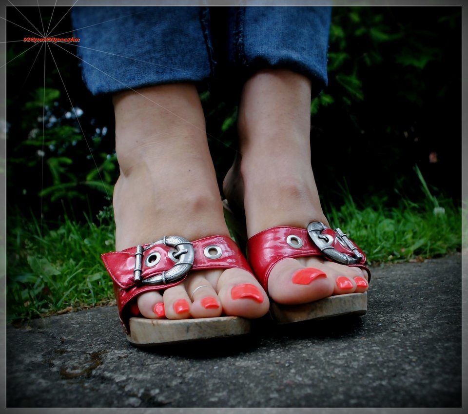 Czerwone Drewniaczki 64 - 100pa100peczka