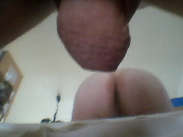 Piotrek robię zdjęcie wypięta dupka i kutasek 02.07.2017 g.12.57.jpg - Wawa48