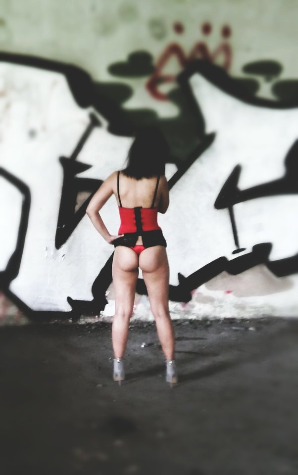 PicsArt_06-10-08.00.26.jpg - Paraq11