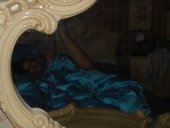 Markiza w komnatach Luwru