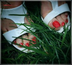 białe klapeczki 104