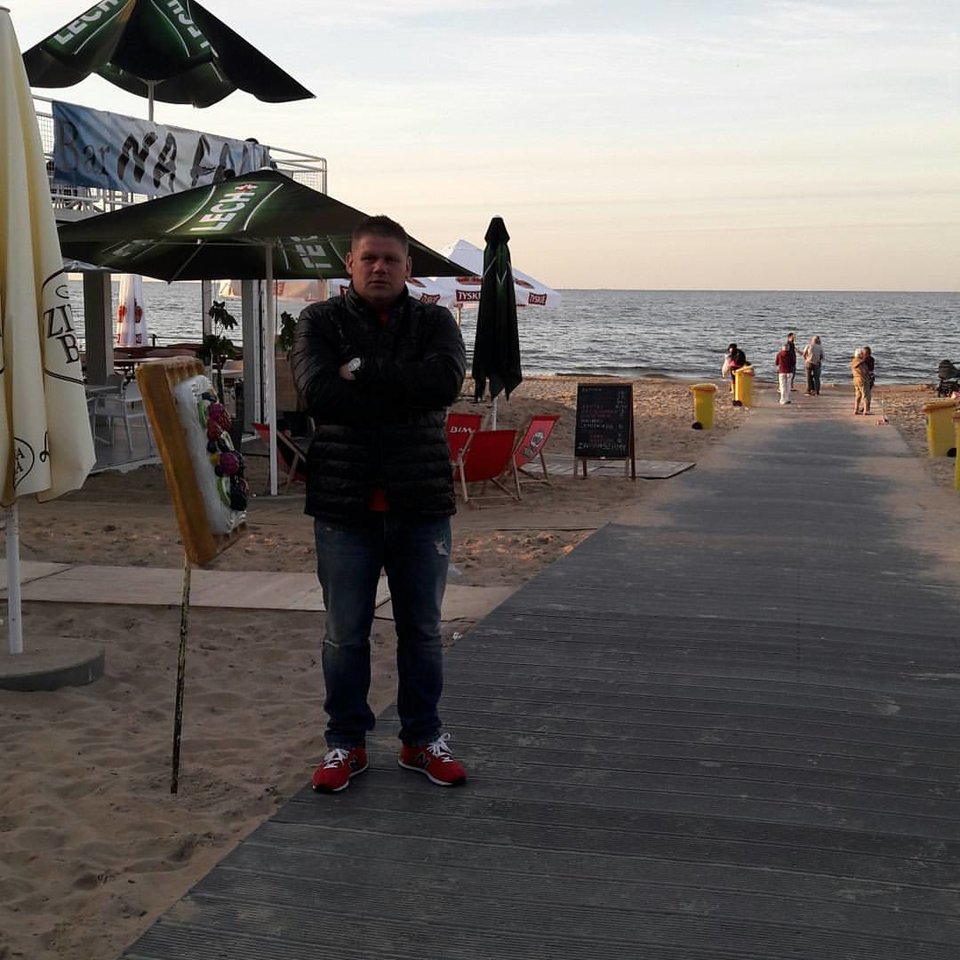 19693674_1481357625255548_1926900344389874535_o.jpg - Robertlublin