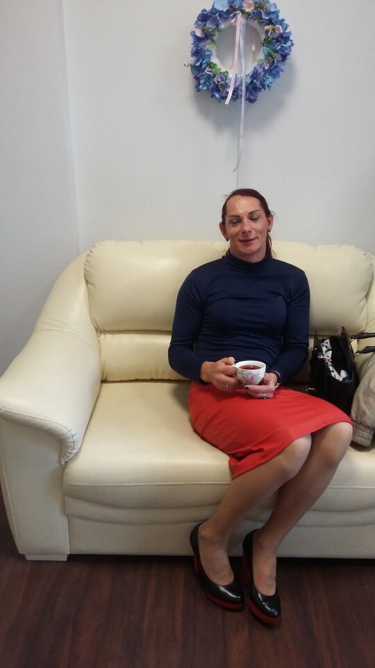 Miłe chwile w oczekiwaniu na zabieg w salonie kosmetycznym.  - ewabzyk