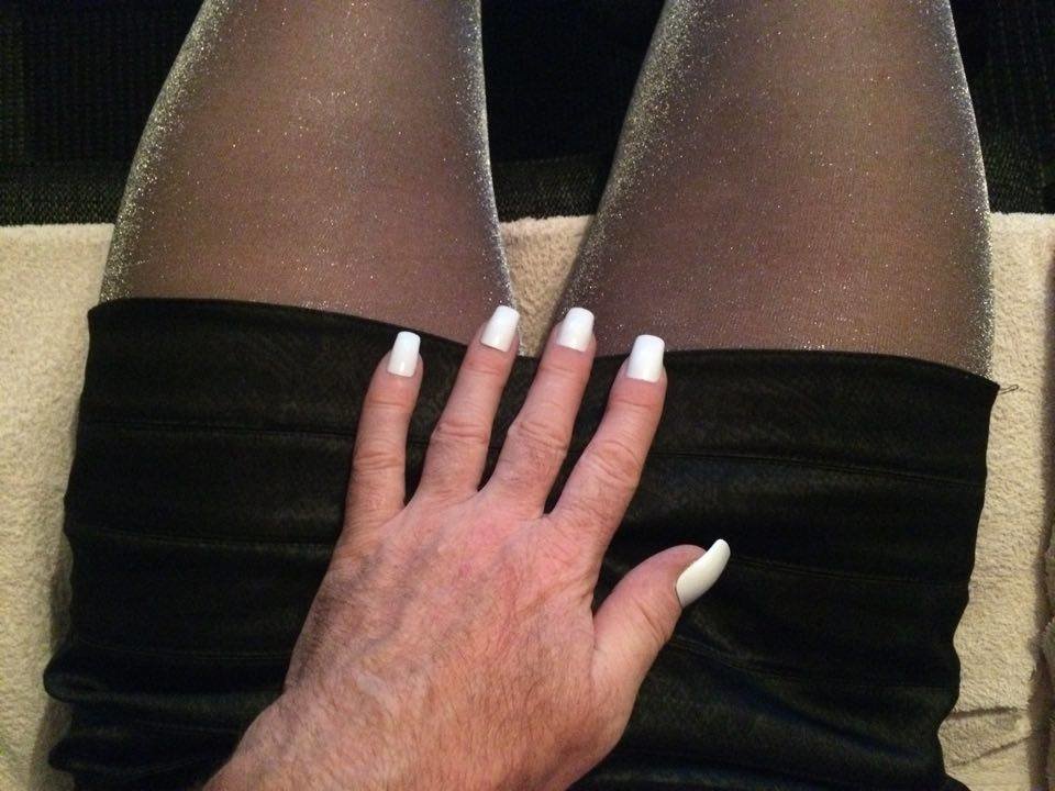 Nails0008.jpg - AlexandraTV