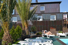 Jacuzzi Club & Resort