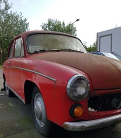 Łza się w oku kręci,