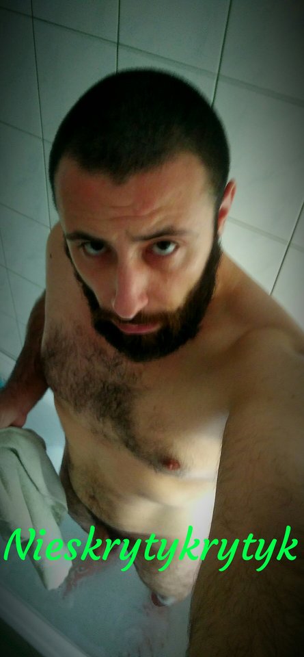 Syryjski akt. - Nieskrytykrytyk