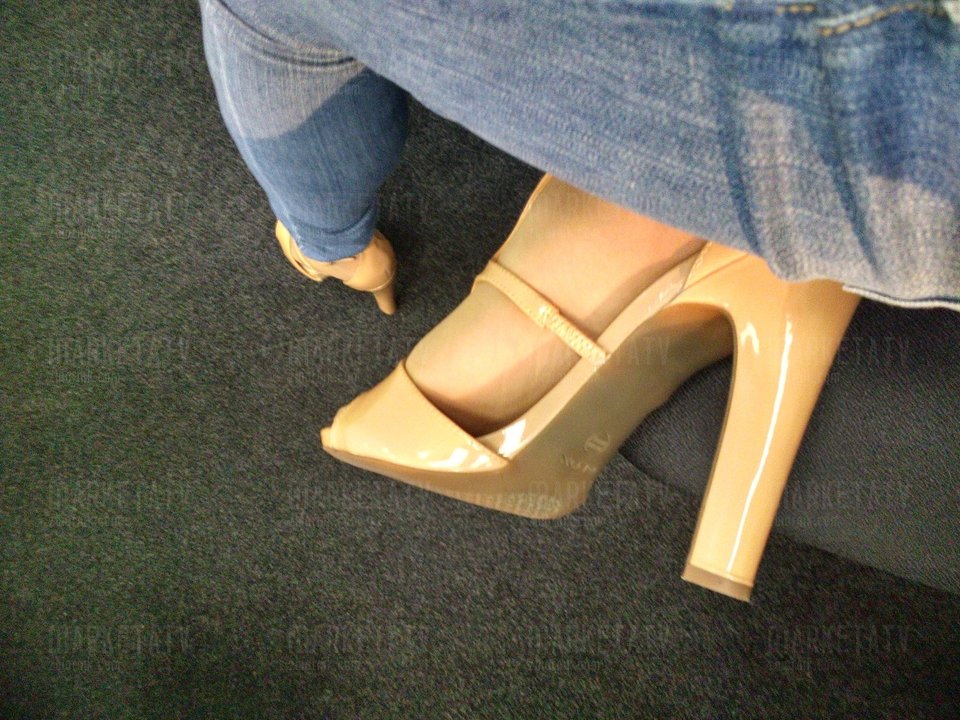 Bezowe sandalki.... - marketatv