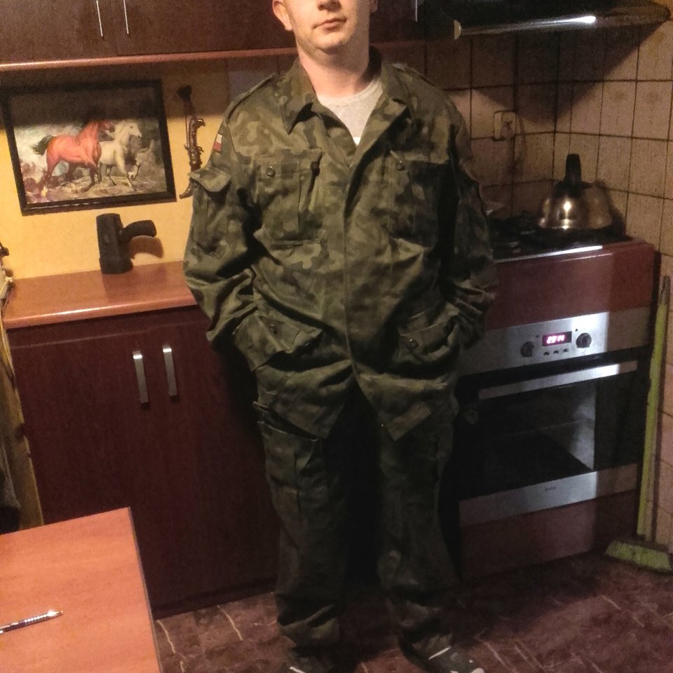 20171210_230306.jpg - basstion9