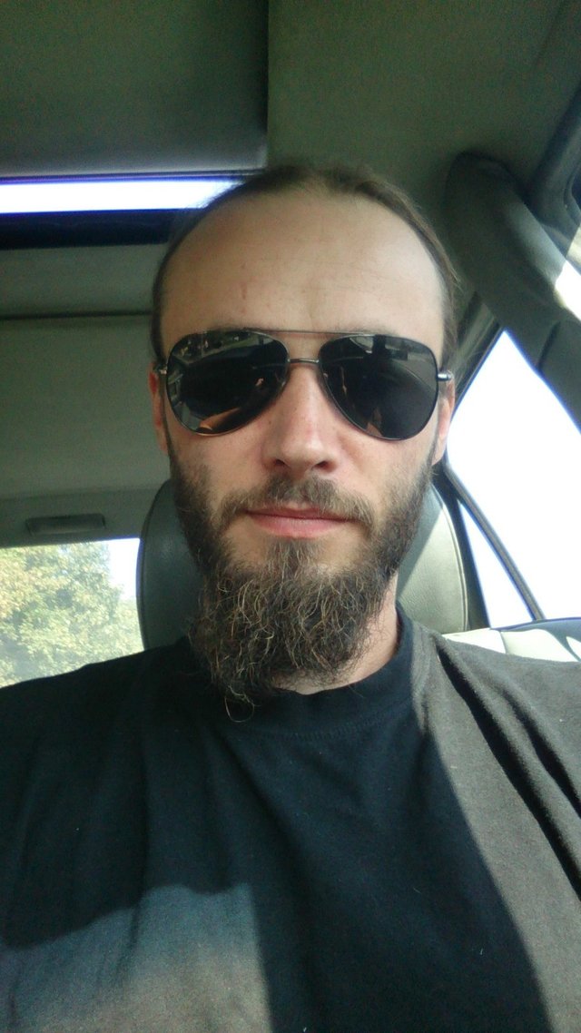 BrodaczDlugowlos