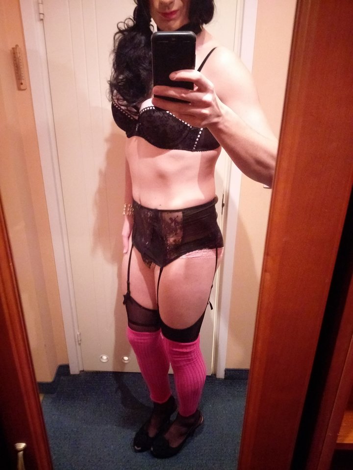 Podoba się? Bo jestem nieco spięta na takich fotkach.. - transPatrycja