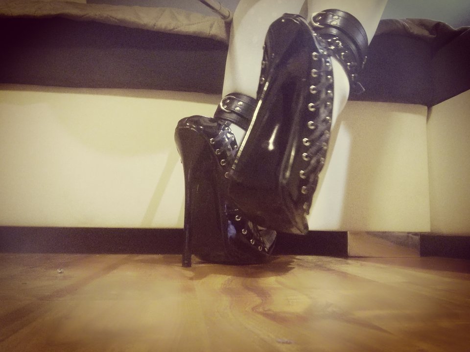 IMG_20180129_003551.jpg - lilyheels