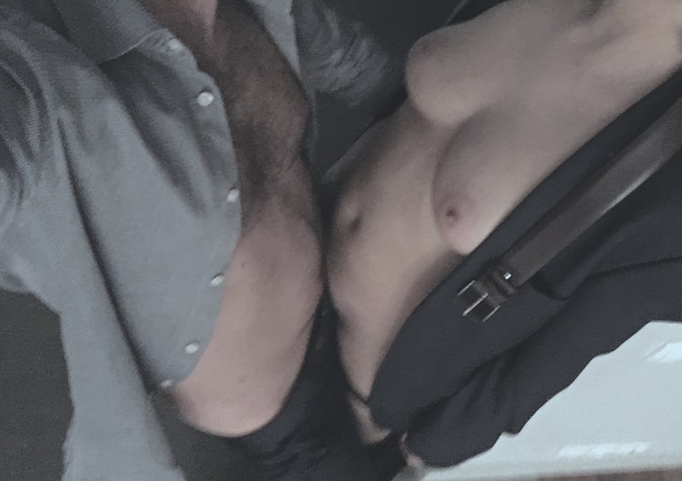 748B4916-7896-4088-BA40-CF1F32CCEE9D.jpeg - parka_ero