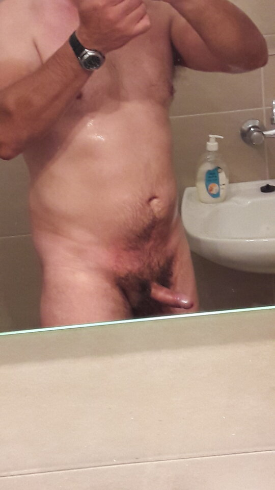 20170806_231504.jpg - Lome