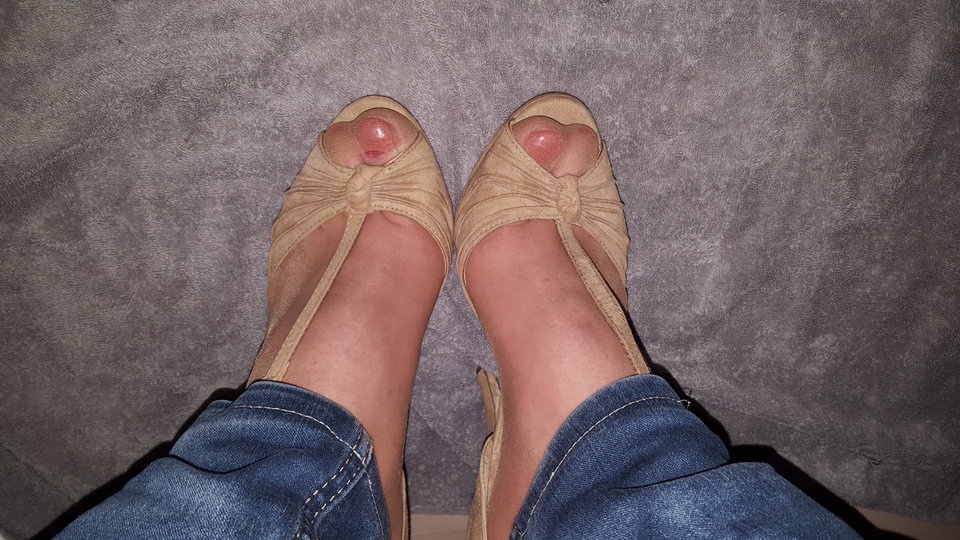 20170613_234429.jpg - Pantyhose1122