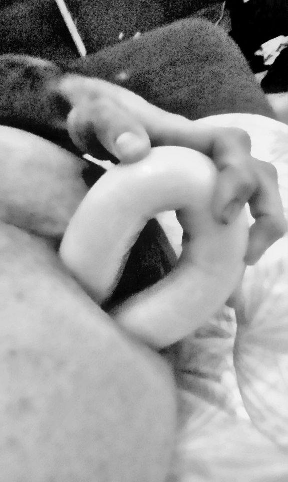 Złap za kolejne dildo i wepchnij je wraz z kutasem - ArekNo1