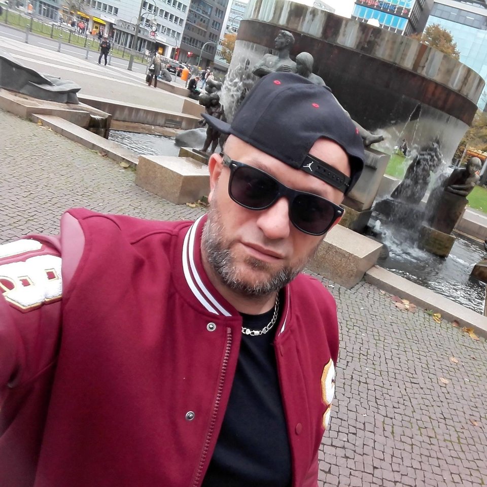 22904980_125833208102884_915274357363731317_o.jpg - LS39