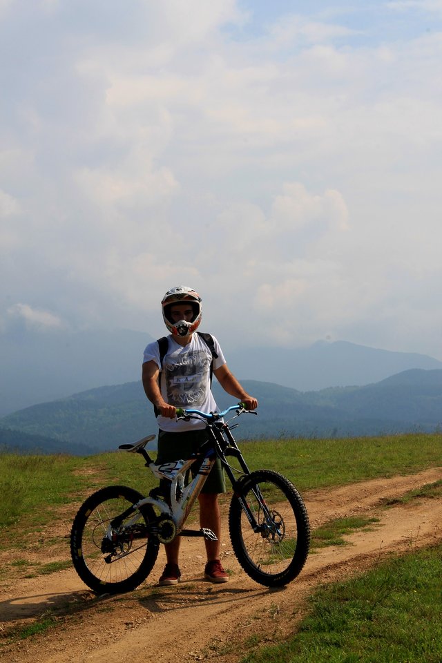 downhill-2698987_1920.jpg - tedy42