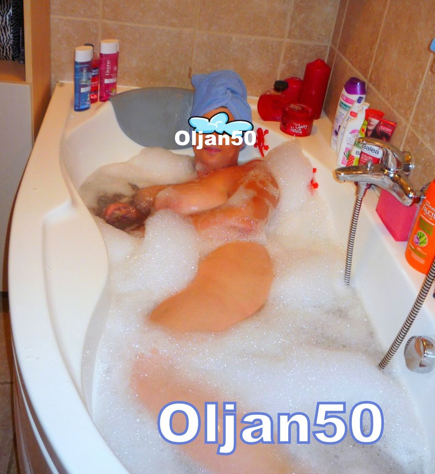 Zuzanna w kąpieli - oljan50