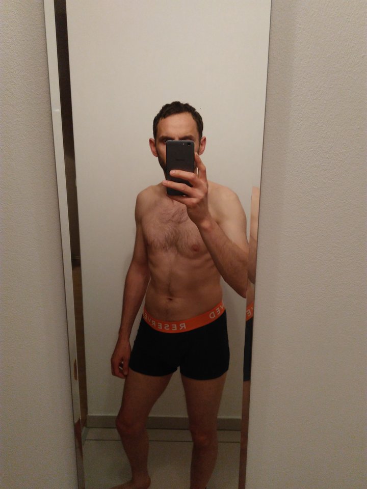 Dam sie rozebrac 😉 i pozniej zrobisz ze mna co zechcesz - garbi83