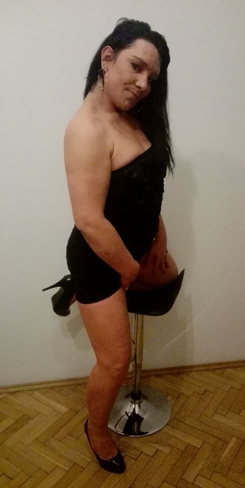 IMG_20180611_010302.jpg - ShemaleKittyCat