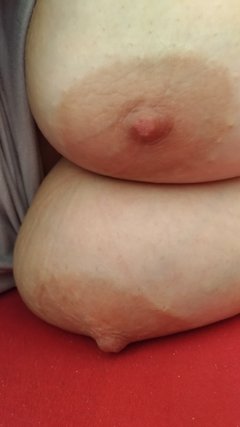 moje cycunie czekają na pieszczoty