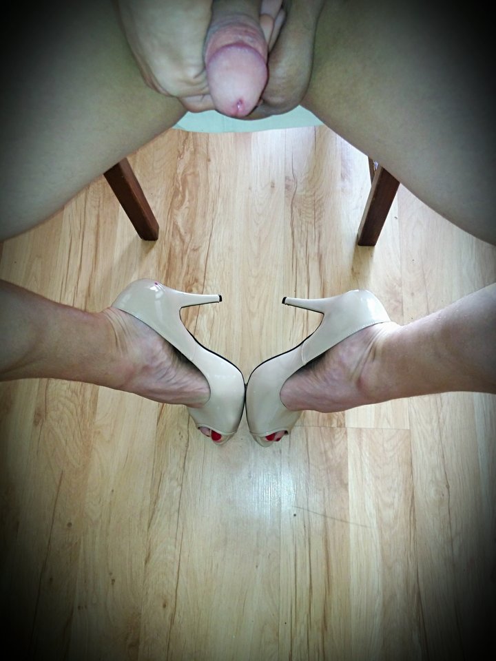 1531240470831_adobe.jpg - JulciaTv