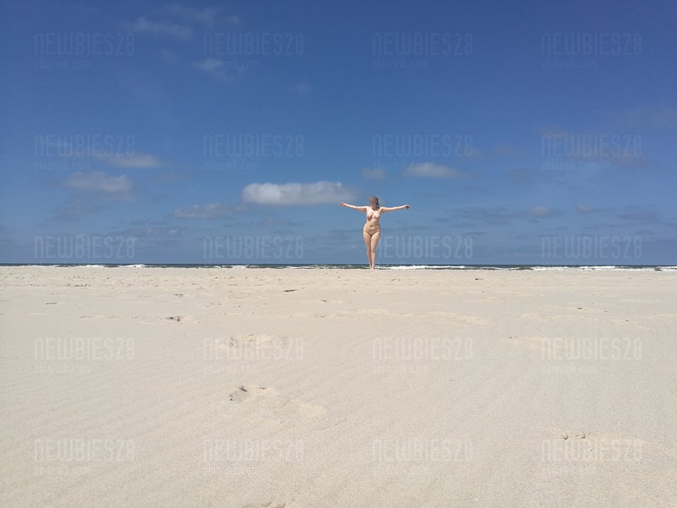 Caaała plaża moja - Newbies28