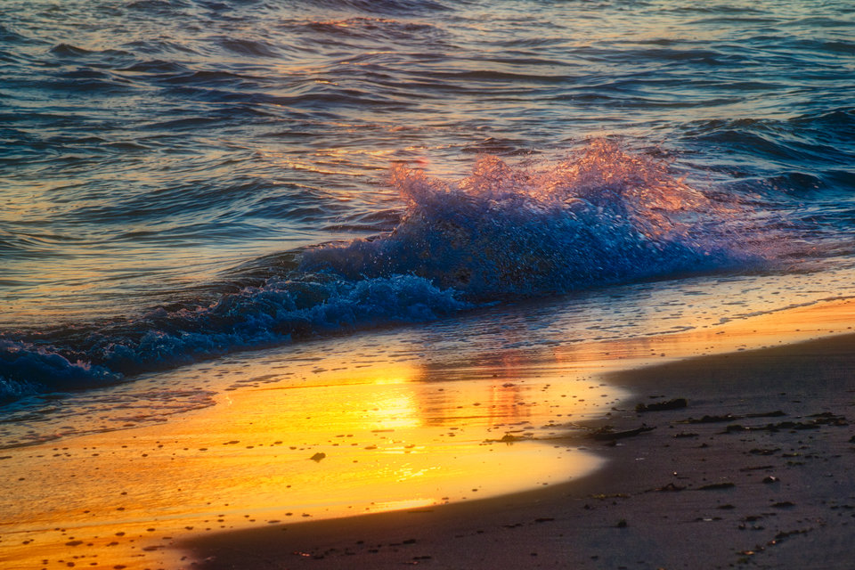 zachodni wiatr spienione goni fale - marquiz