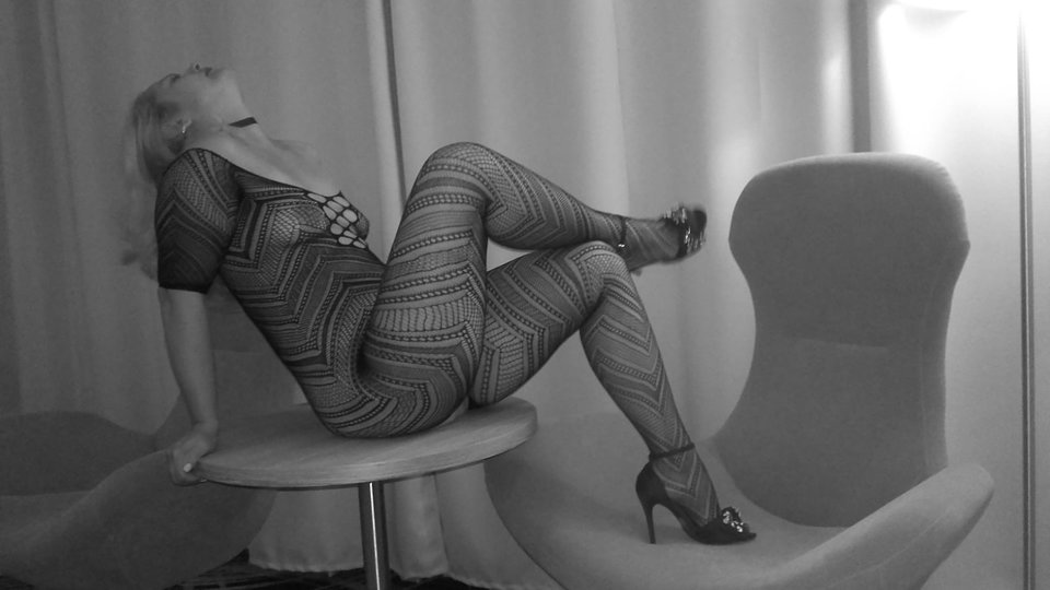 38839148-4D0C-4AE4-8D6E-7F0ADD0274F7.jpeg - GB_girl