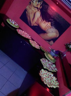 może małą przekąskę ?