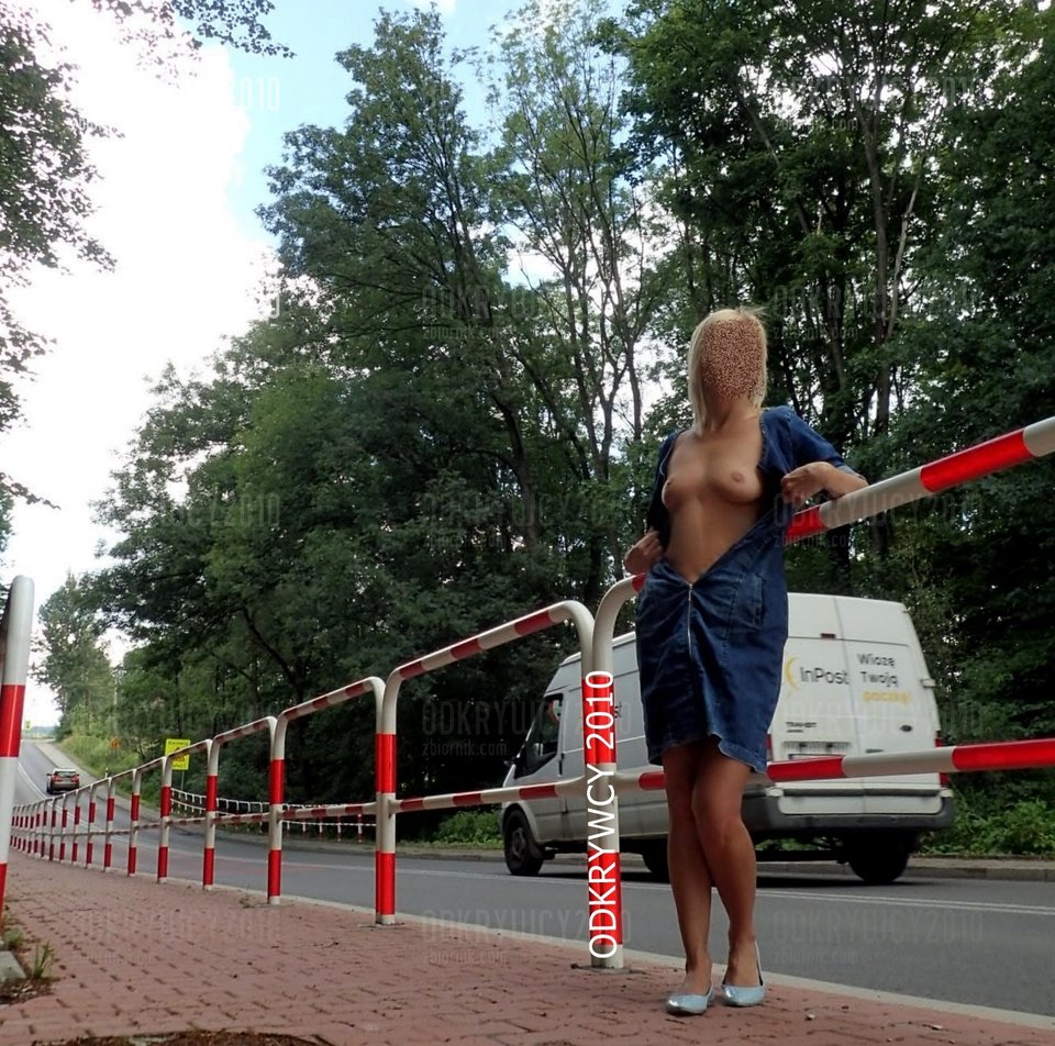 A może przesyłka kurierska :) - Odkrywcy2010