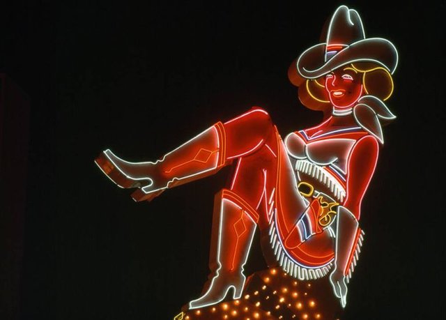 neon.jpg - DioDeFekundeco