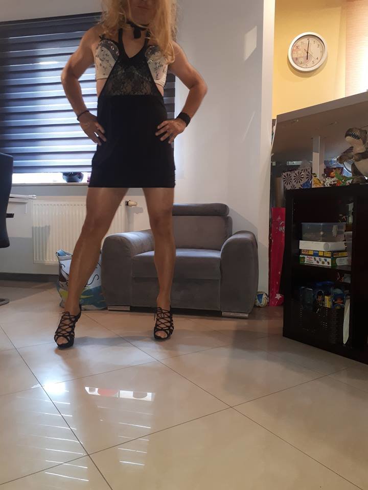 39775362_210339549836436_7834623631895298048_n.jpg - PaulinaCrossdress