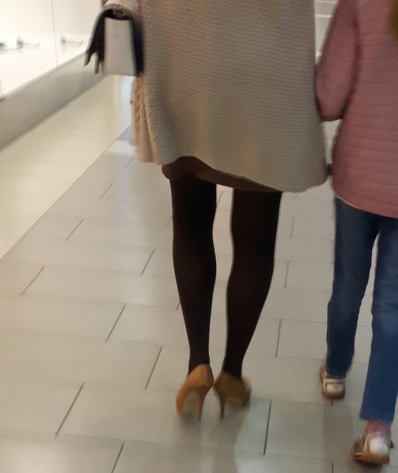 20180920_075258.jpg - iPantyhose