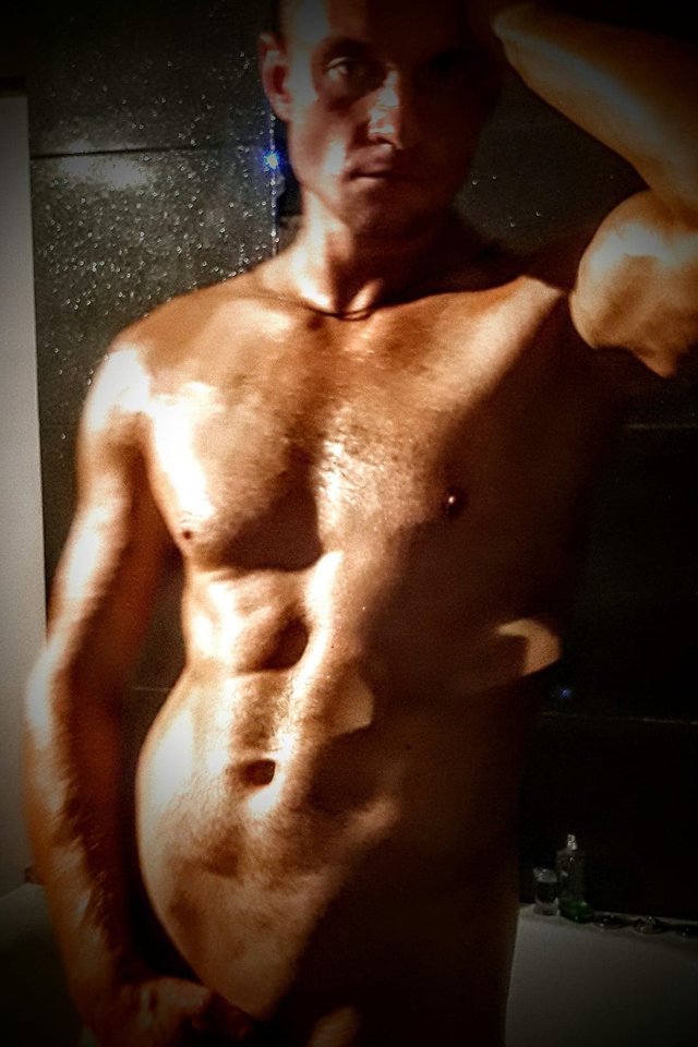 38757701_274910333236569_1859599686730514432_n.jpg - Secred